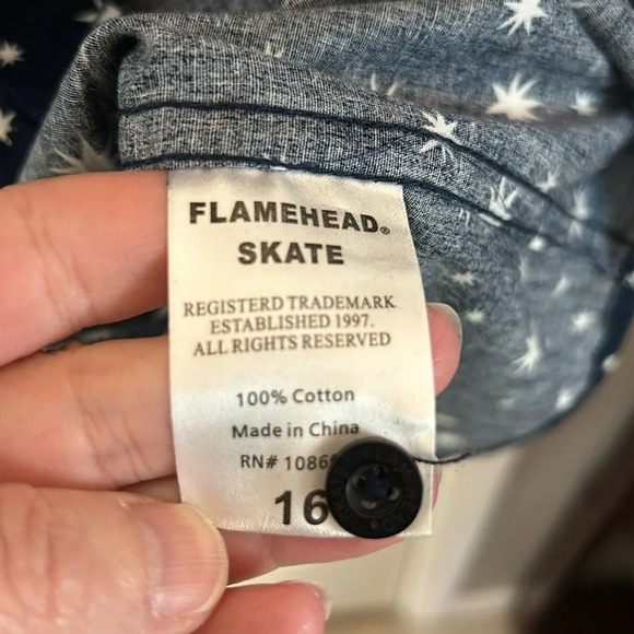 Flamehead Skate USA Buttonup Boys Teen Size 16 Navy Blue Star Print SS Shirt NWT - Picture 6 of 6